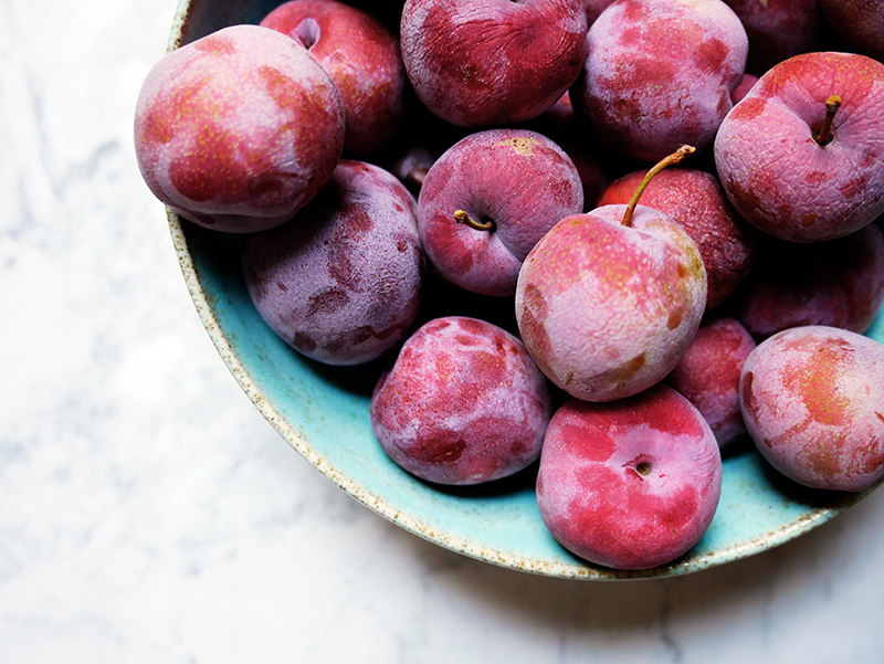 bowl-of-plums-popsicles-recipe