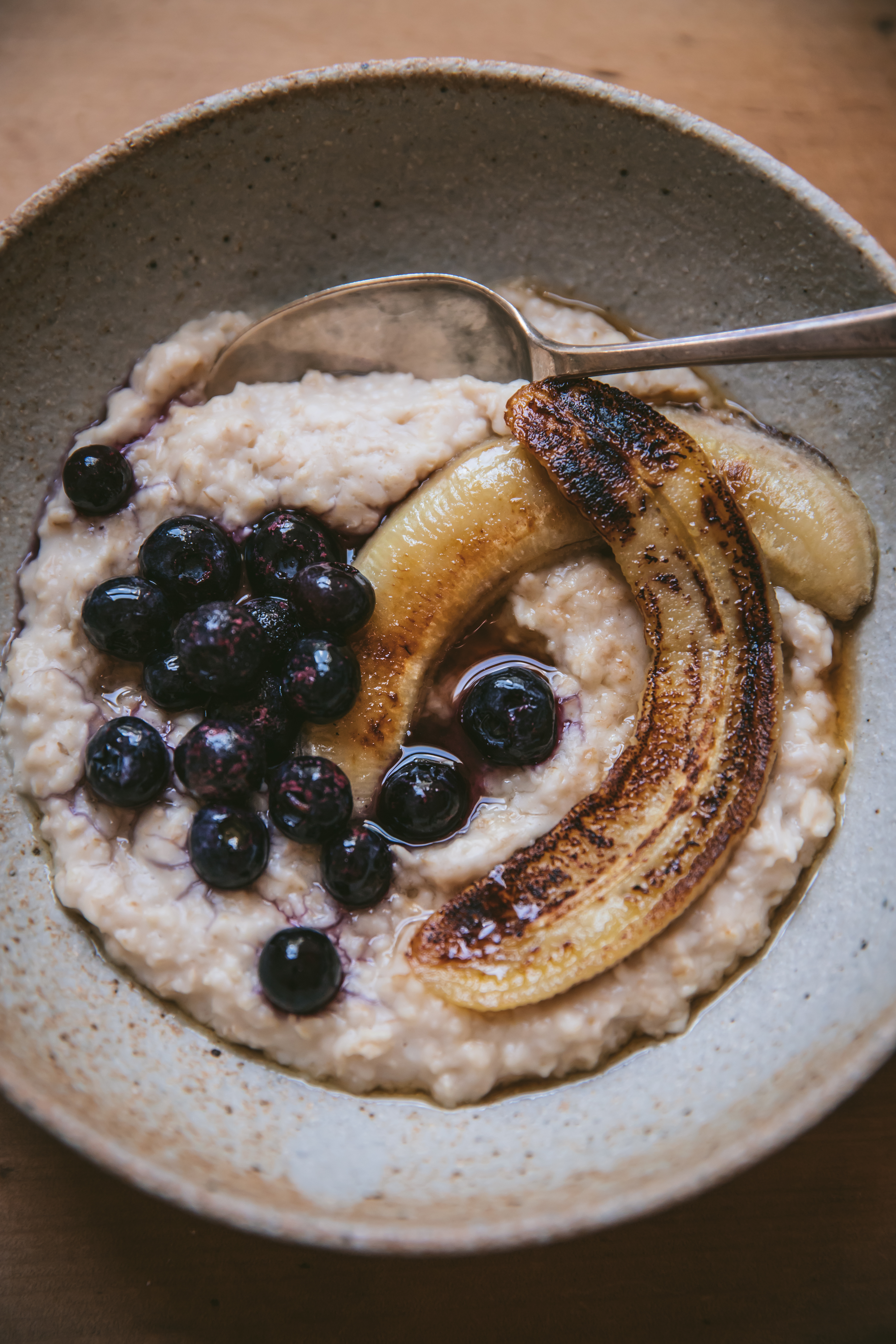 Porridge-breakfast-bowl-swedish-blueberry-banana-sweetpea-darlingheart